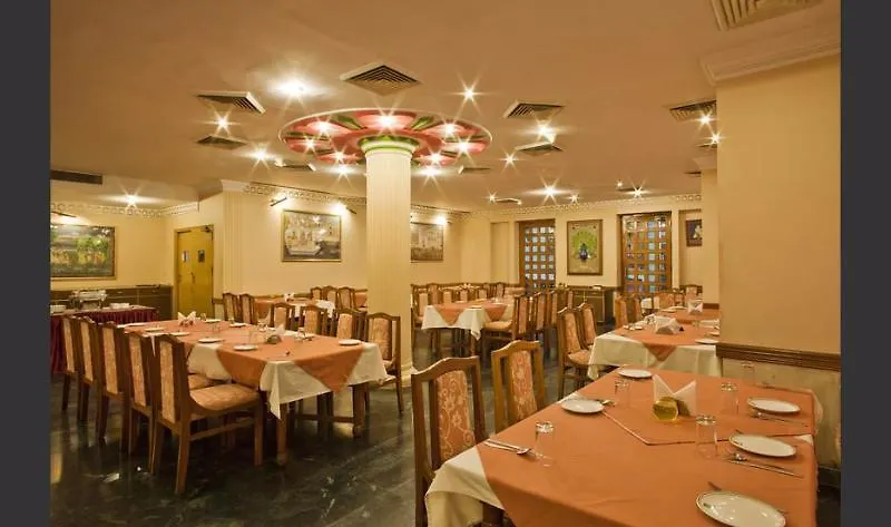 Hotel Vishnupriya Udaipur 3*,  India